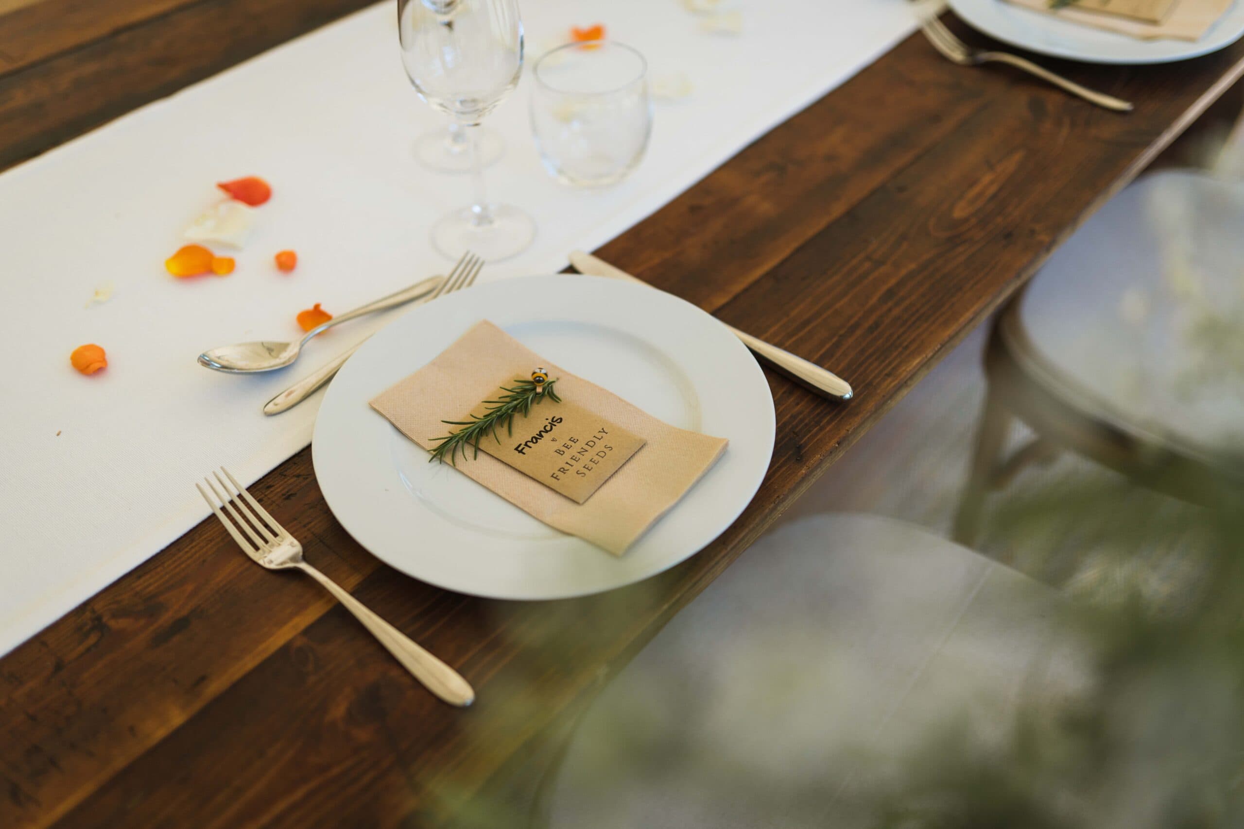 10 Ways to Make Your Wedding Environmentally Friendly! Wildly in Love